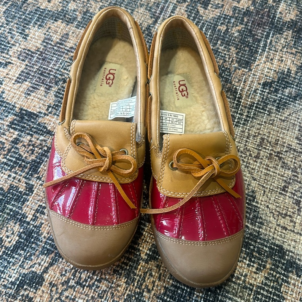 Ladies Ugg Hailey